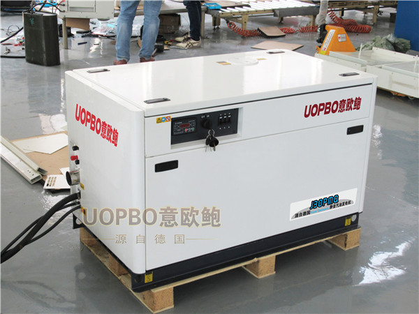 J30PMQ進(jìn)口30KW汽油發(fā)電機(jī)價(jià)格