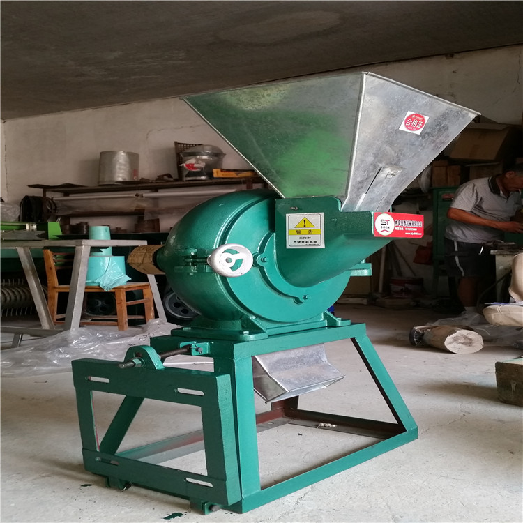齒盤式粉碎機(jī)生產(chǎn)廠家，飼料用超細(xì)粉碎機(jī)價格