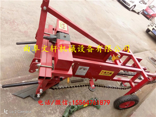 泰州優(yōu)質(zhì)推薦花生收獲機(jī)文軒新型花生收獲機(jī)