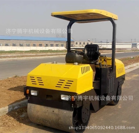 供應TYYL4.0四噸雙鋼輪振動壓路機山東騰宇工程機械壓實機