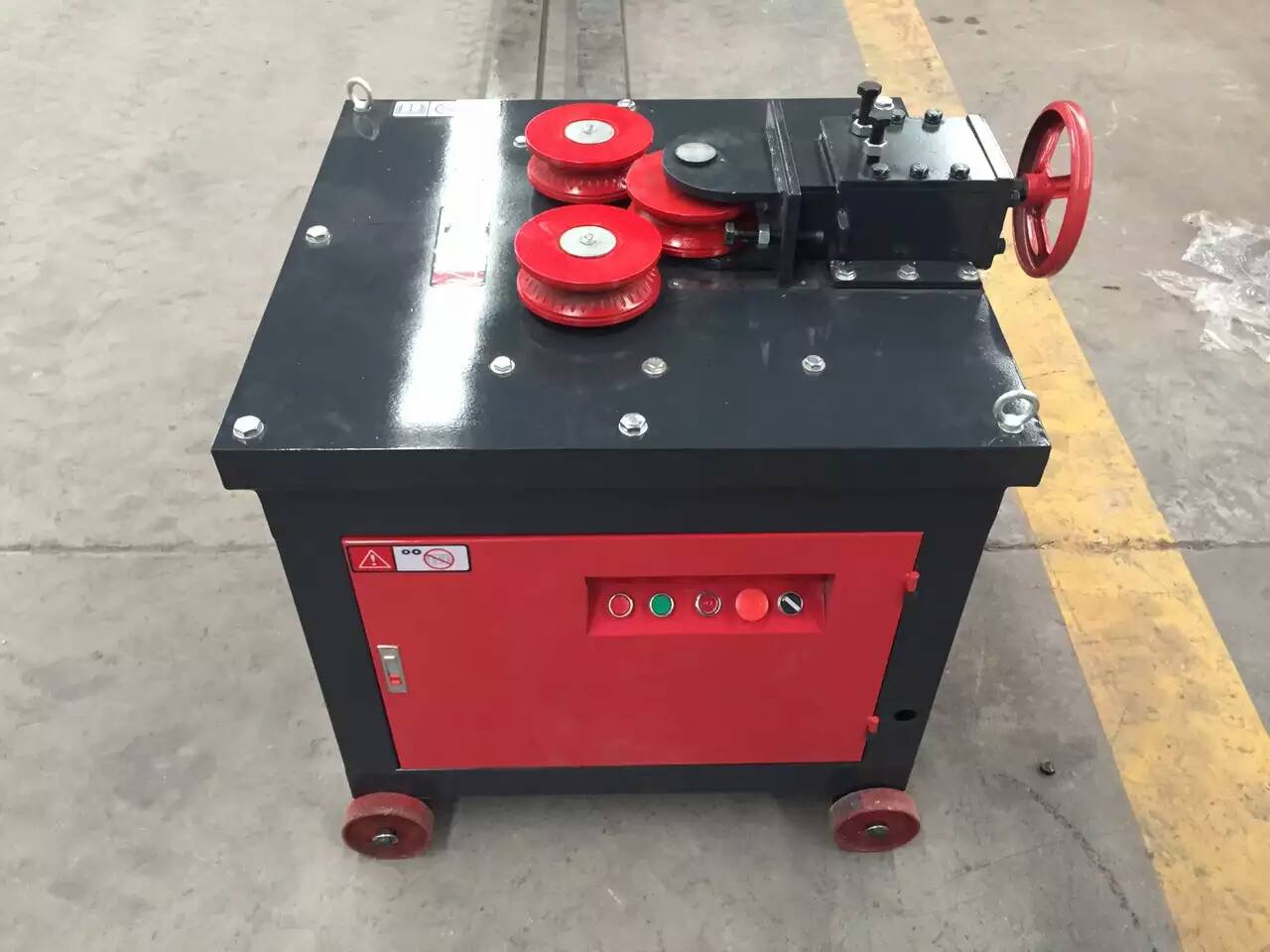 供應(yīng)電動鋼筋彎曲機(jī) 圓鋼彎曲機(jī)價(jià)格 螺紋鋼彎曲機(jī)