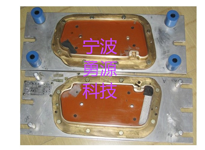 安康全自動(dòng)機(jī)械手轉(zhuǎn)盤(pán)式高周波機(jī)