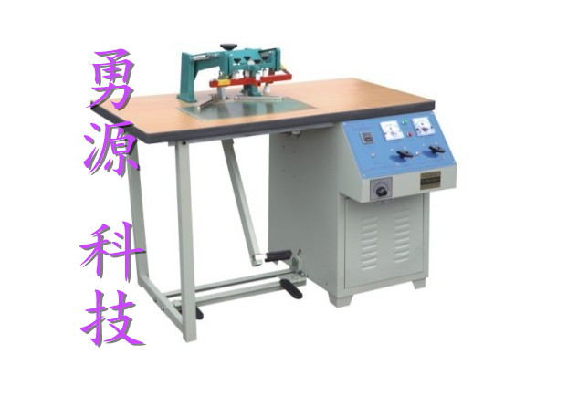 天津高周波行走式帆布焊接機