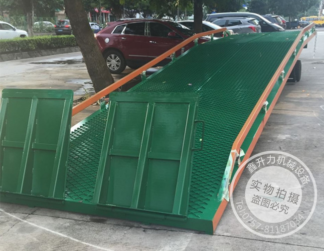 丹灶物流園卸貨平臺集裝箱上貨平臺