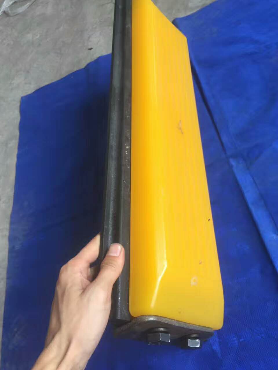 日立徐工雷沃久保田神剛卡特小松現(xiàn)代挖掘機(jī)履帶膠塊牛津板高耐磨