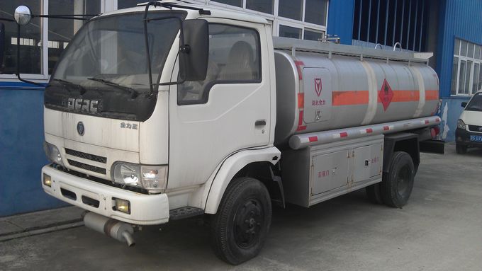 舊油罐車(chē)二手6噸油罐車(chē)一輛轉(zhuǎn)讓8成新二手油罐車(chē)轉(zhuǎn)讓