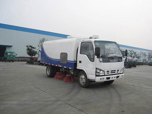 汽油小型掃路車/清掃汽車制造公司質(zhì)量好價格合理