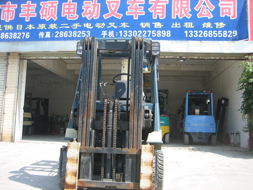 深圳出售二手電動(dòng)叉車/豐田7FB系列電動(dòng)叉車
