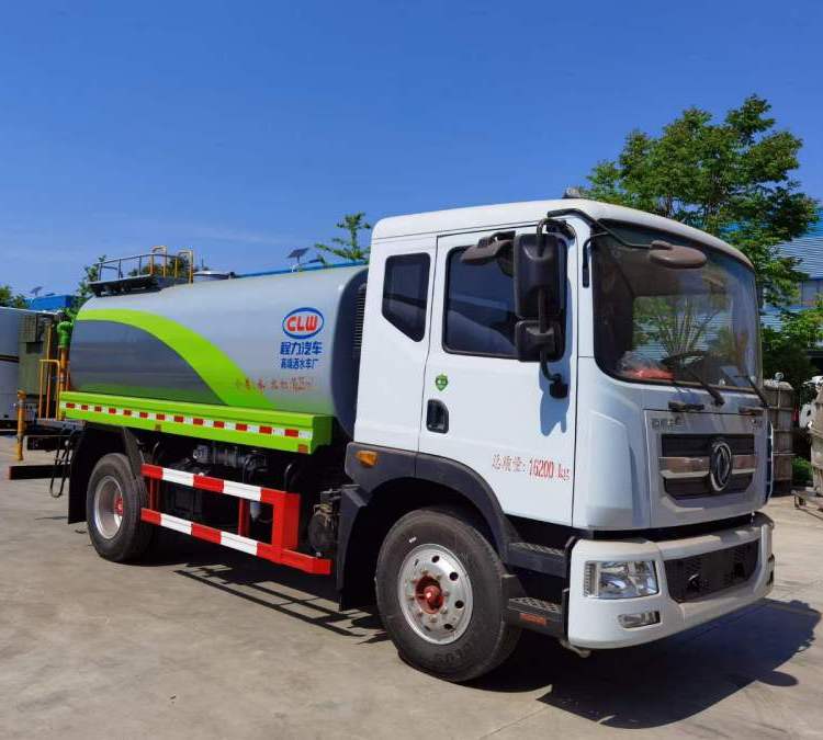 東風(fēng)多利卡D9灑水車(chē) 12噸綠化噴灑車(chē) 工地降塵幫手