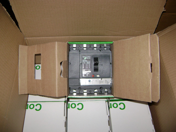 施耐德NSX400新一代塑殼斷路器介紹大全