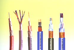 電子計(jì)算機(jī)用屏蔽電纜