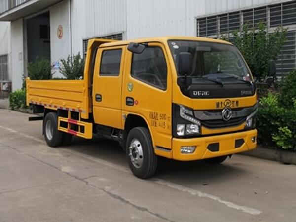 東風(fēng)雙排自卸式垃圾車價(jià)格/2+3人公路養(yǎng)護(hù)車廠家