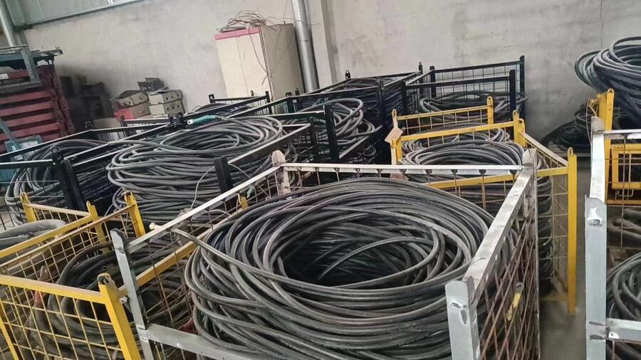 威海出租電纜線活動應(yīng)急備用四孔線槽板租賃
