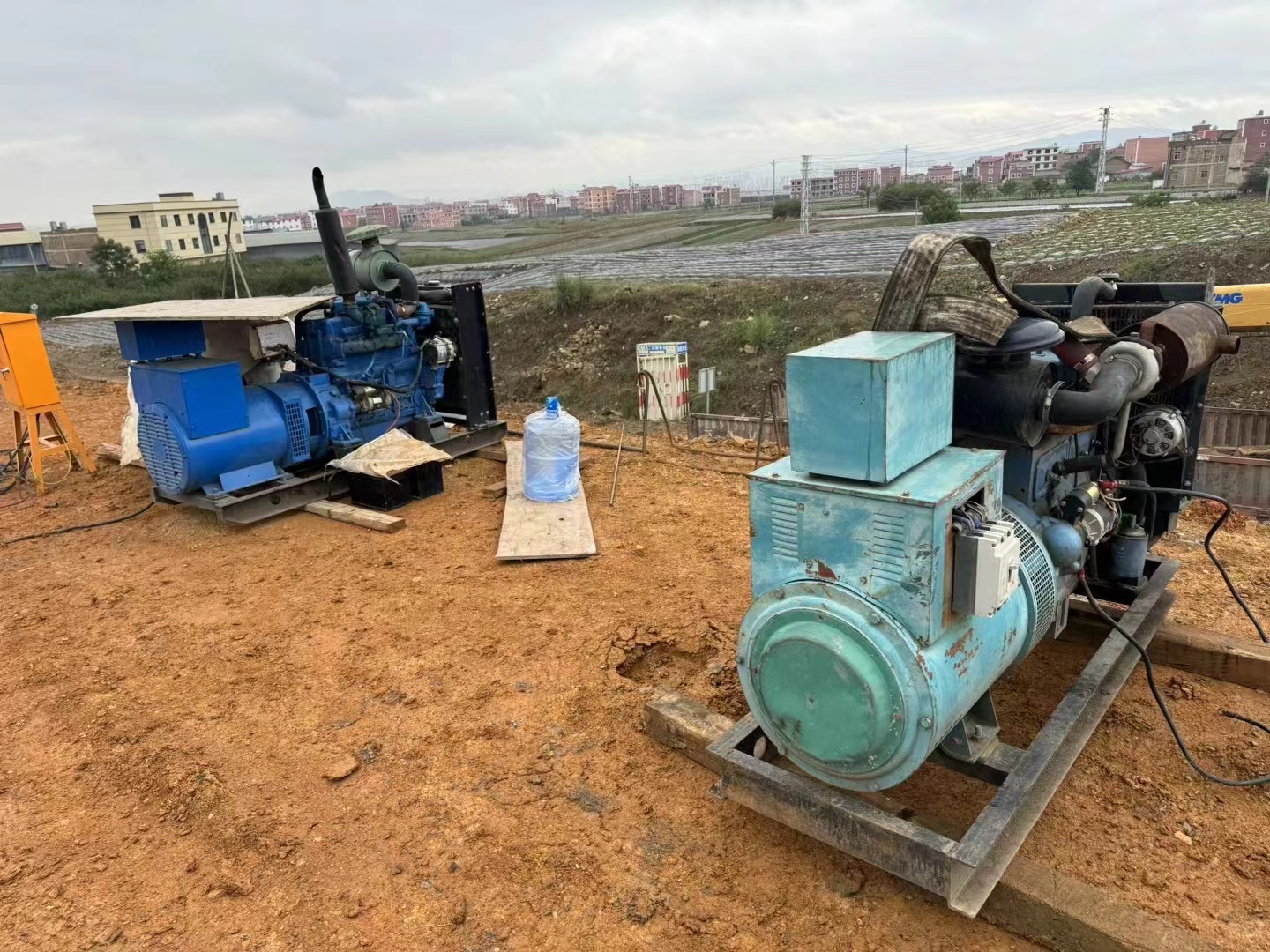 越西大型發(fā)電機(jī)出租/空壓機(jī)租賃/回收維修