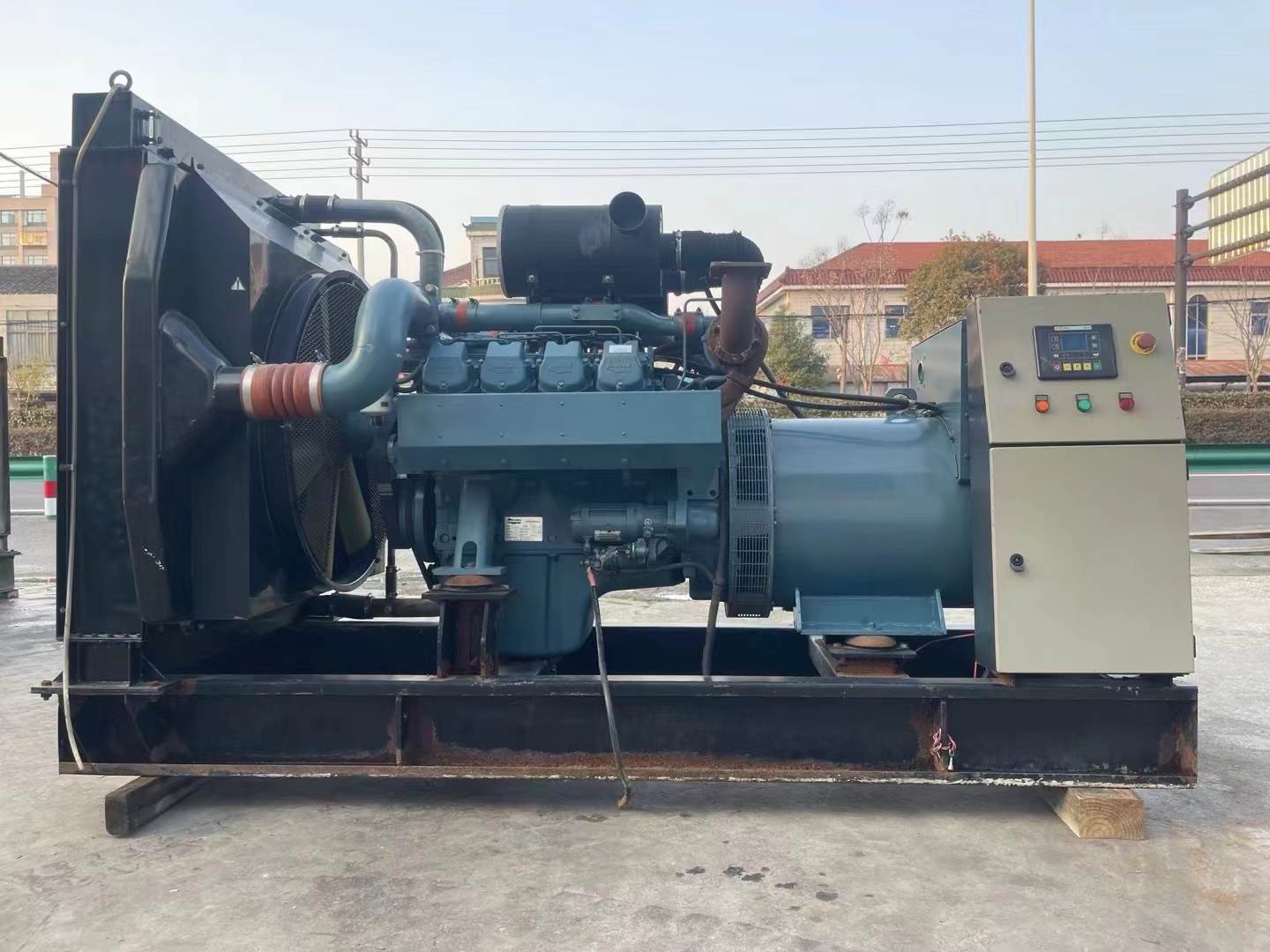 荔蒲大型發(fā)電機(jī)出租/空壓機(jī)租賃/回收維修
