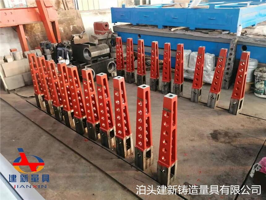 焊接裝配檢驗(yàn)劃線鉗工工作臺 基礎(chǔ)平板 加厚加強(qiáng)筋 不變形