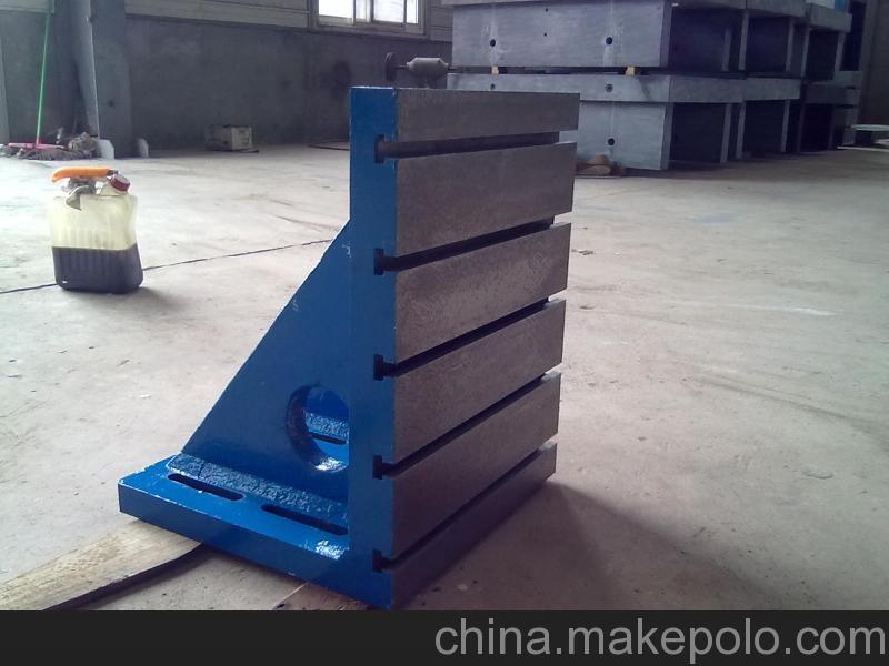 泊頭建新鑄造專業(yè)生產(chǎn)鑄鐵彎板 大型立式工作臺(tái) 檢驗(yàn)測(cè)量彎板