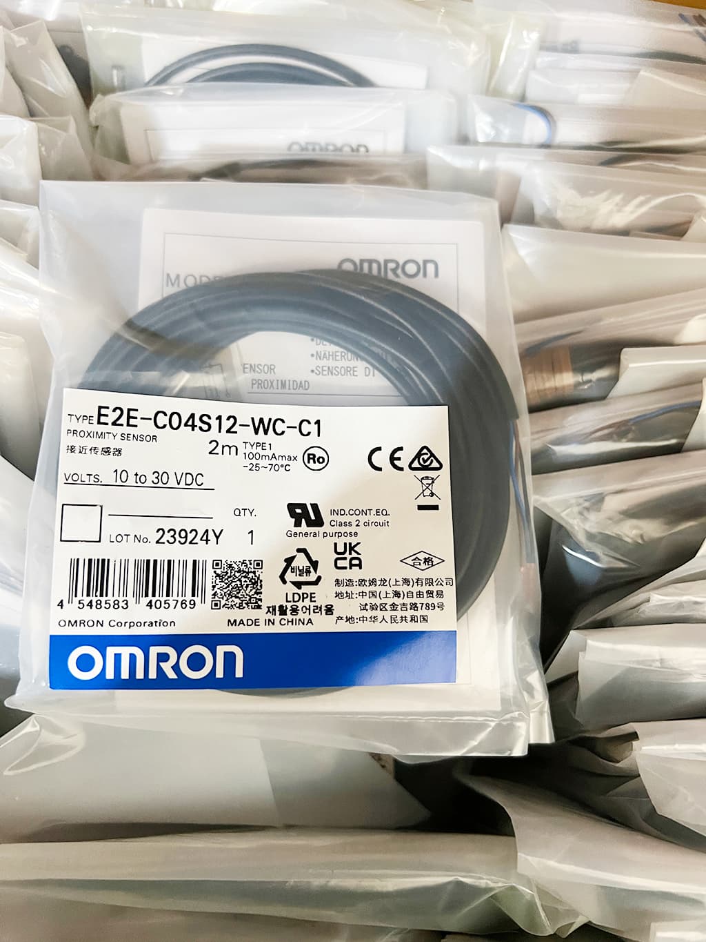 歐姆龍傳感器E2E-C04S12-WC-C1