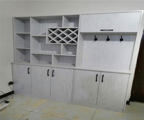 西安板式家具都用哪些設(shè)備全屋定制