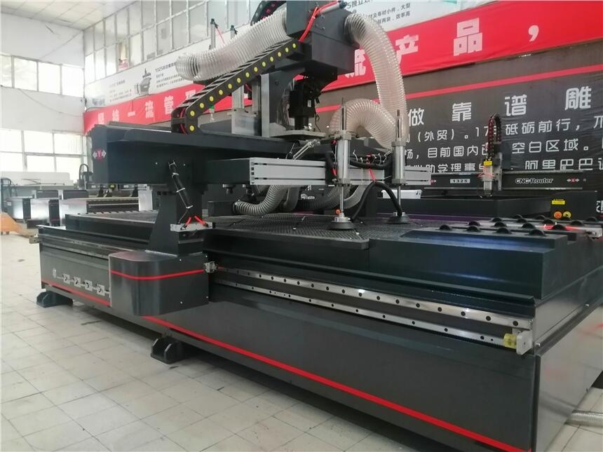 鄭州雕刻機(jī)多少錢哪里賣襄陽(yáng)市雕刻機(jī)帶送貨