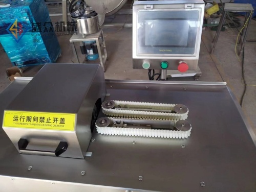 全自動香腸扎線機(jī)香腸分段設(shè)備紅腸扭結(jié)機(jī)紅腸臘腸捆扎機(jī)