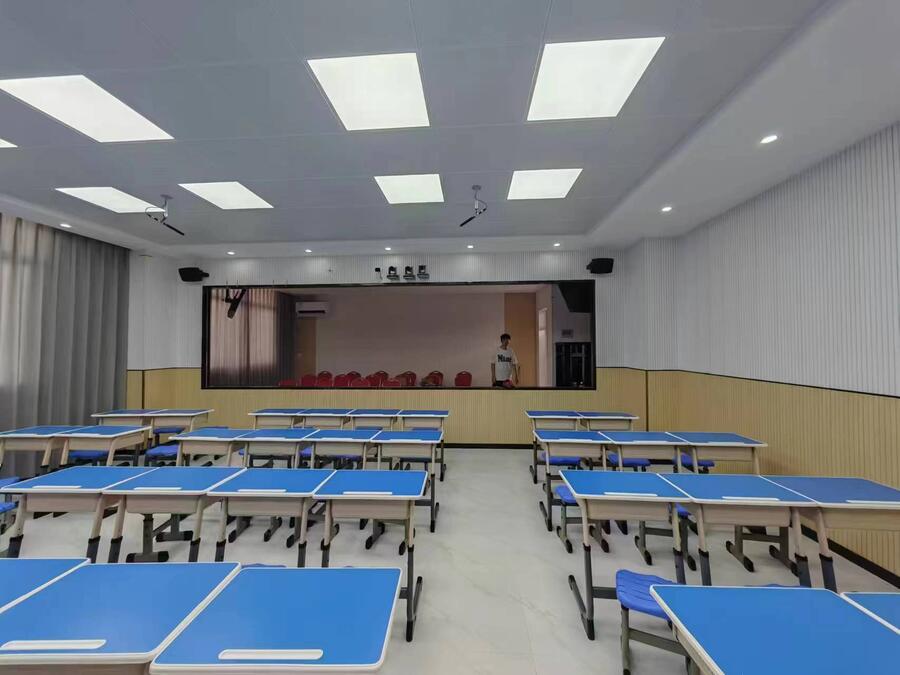 常態(tài)化錄播教室搭建多媒體設備名師課堂師生互動智能跟蹤智能拾音