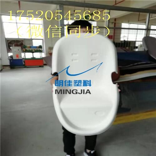 東莞市明佳廠加工生產(chǎn)EVA冷壓成型嬰兒手推車坐墊。