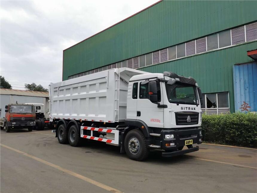 廣東省惠州市重汽豪沃污泥運(yùn)輸車(chē)價(jià)格，陜汽德龍污泥運(yùn)輸車(chē)價(jià)格