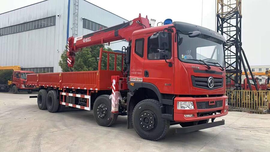 國(guó)六12噸隨車吊湖南地區(qū)選購(gòu)那個(gè)品牌，邵陽(yáng)二手14噸隨車吊多少錢