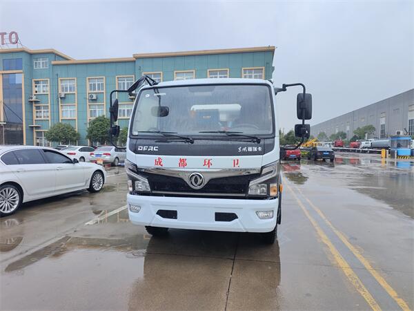 新能源江鈴廚余垃圾車混動(dòng)廚余垃圾車車型簡(jiǎn)介