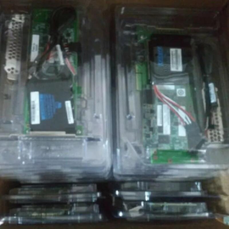 SAS 9364-8I 1Gb SAS SATA 闄ｅ垪鍗＄洿閫氭摯灞曞崱