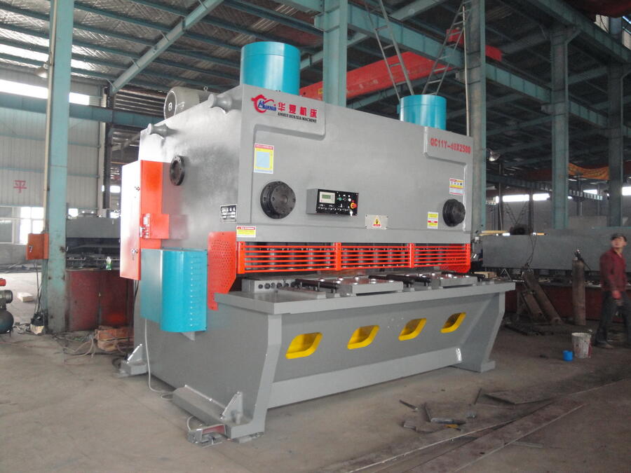 QC11K  40*2500剪板機(jī)