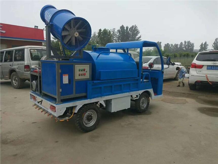 電動四輪 灑水灑水霧炮小型灑水車
