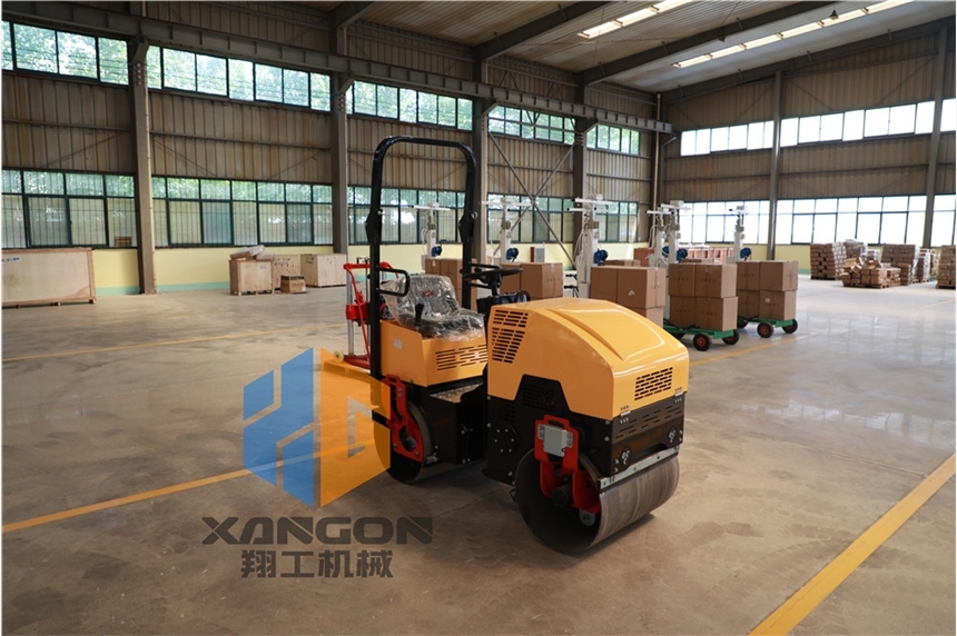 新聞：洛陽手扶壓路機生產(chǎn)廠家