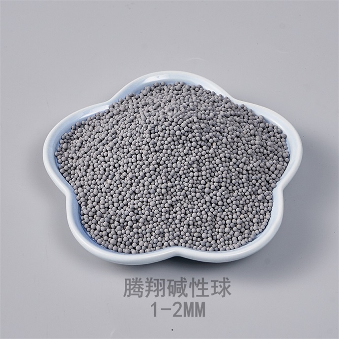 灰色堿性球 堿性托瑪琳球改變自來水的酸度 釋放微量礦物元素