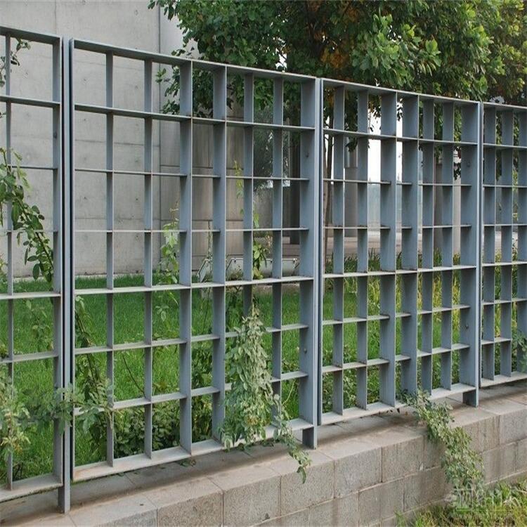 河北鍍鋅污水處理鋼鋼格板廠家供應(yīng)內(nèi)蒙古熱鍍鋅鋼梯踏步板呼和浩特熱鍍鋅樓梯踏步板