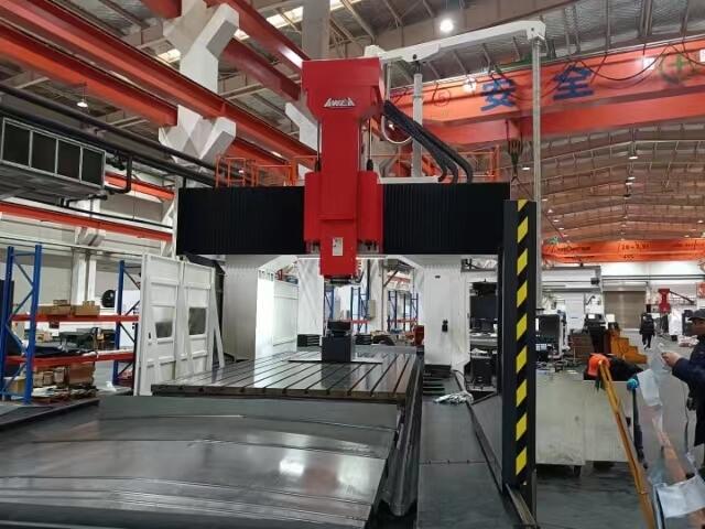 臺(tái)灣亞崴機(jī)電LG4030大型龍門加工中心