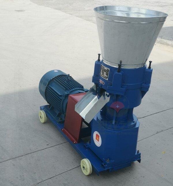 益陽市養(yǎng)兔場260型三相電顆粒機(jī)兔飼料顆粒機(jī)