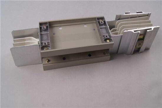 內(nèi)蒙古錫林郭勒盟母線槽圖片優(yōu)質(zhì)生產(chǎn)廠家