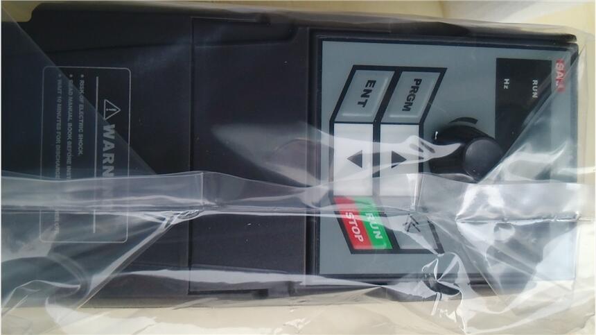 佰力變頻器，ATV13-2SR75GH，0.75KW 220V兩相入電，三相22