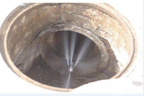 馬家堡附近抽化糞池抽污水