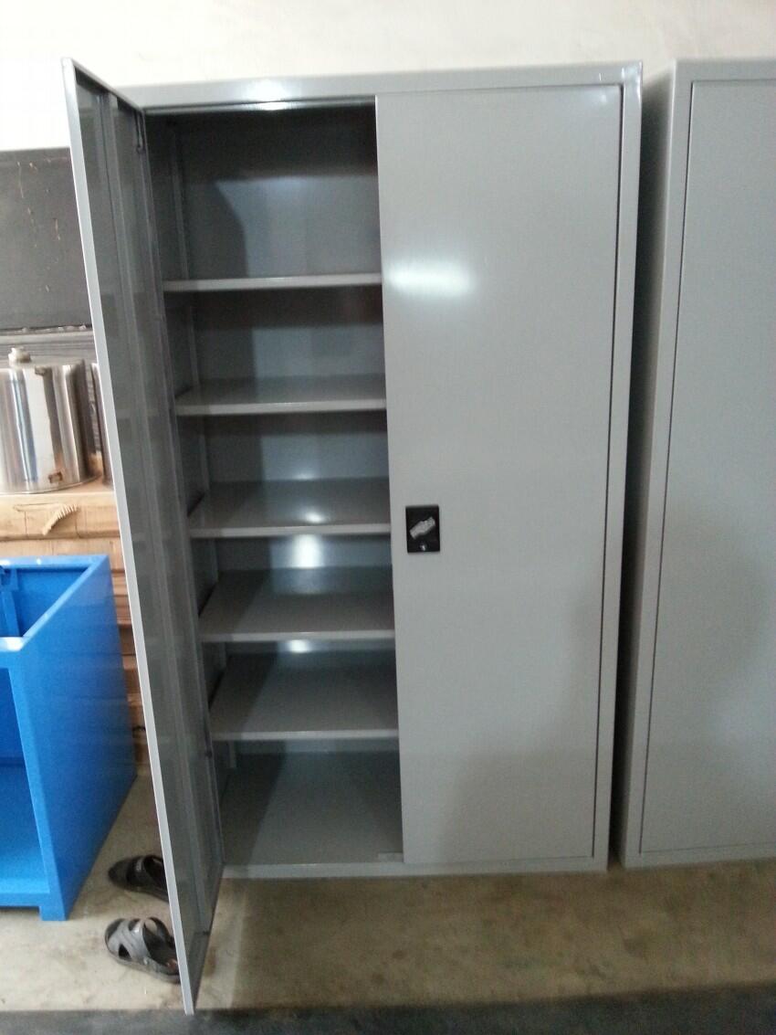 廠家直銷汽修工具柜 雙開門內(nèi)配層板工具柜 現(xiàn)貨銷售