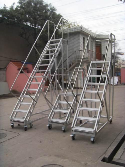 廠家直銷1米高登高車 2米登高車 3米登高車 批發(fā)價(jià)