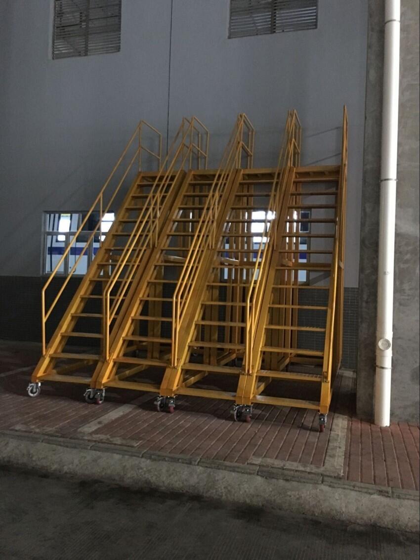 登高梯 登高作業(yè)梯 登高作業(yè)梯圖片 登高作業(yè)梯按規(guī)格定做