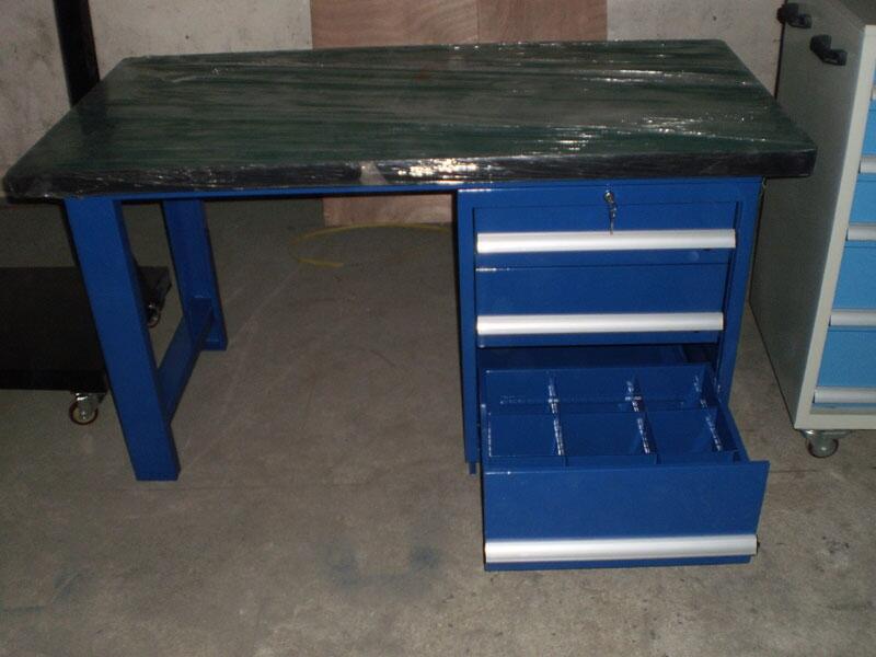 車間工作臺定做 防靜電工作臺生產(chǎn)廠家