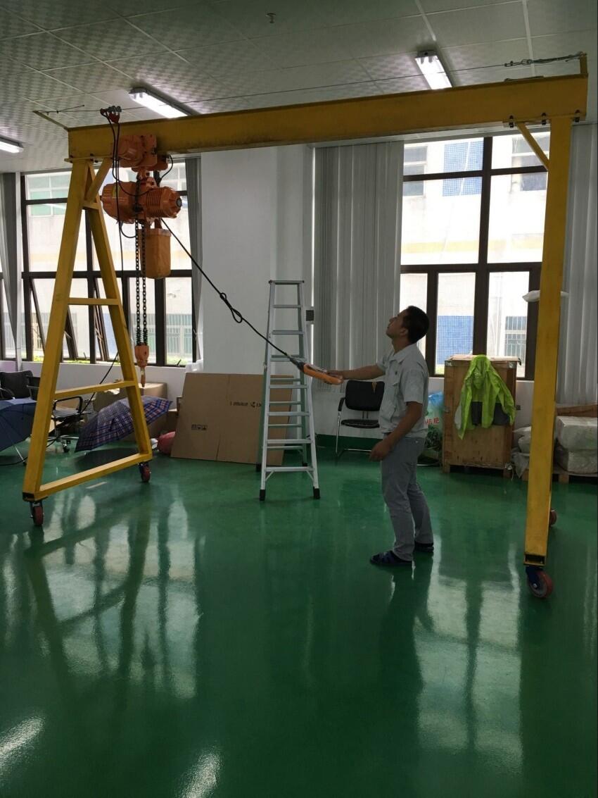 深圳小型龍門吊定制廠家 電動(dòng)龍門吊圖片 3噸龍門吊價(jià)格