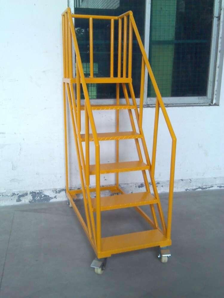 廠家直銷4個(gè)臺(tái)階，6個(gè)臺(tái)階，7個(gè)臺(tái)階，8個(gè)臺(tái)階，10個(gè)臺(tái)階，11個(gè)臺(tái)階登高車
