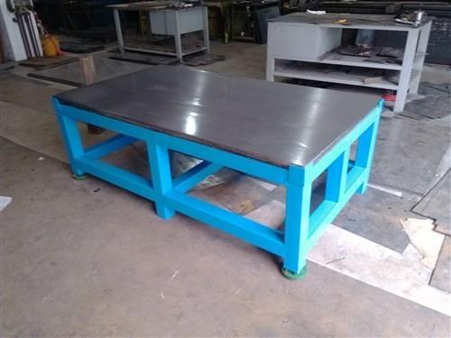 深圳鉗工臺(tái) 鉗工臺(tái)廠家 定做鉗工臺(tái) A3鋼板桌面鉗工臺(tái)