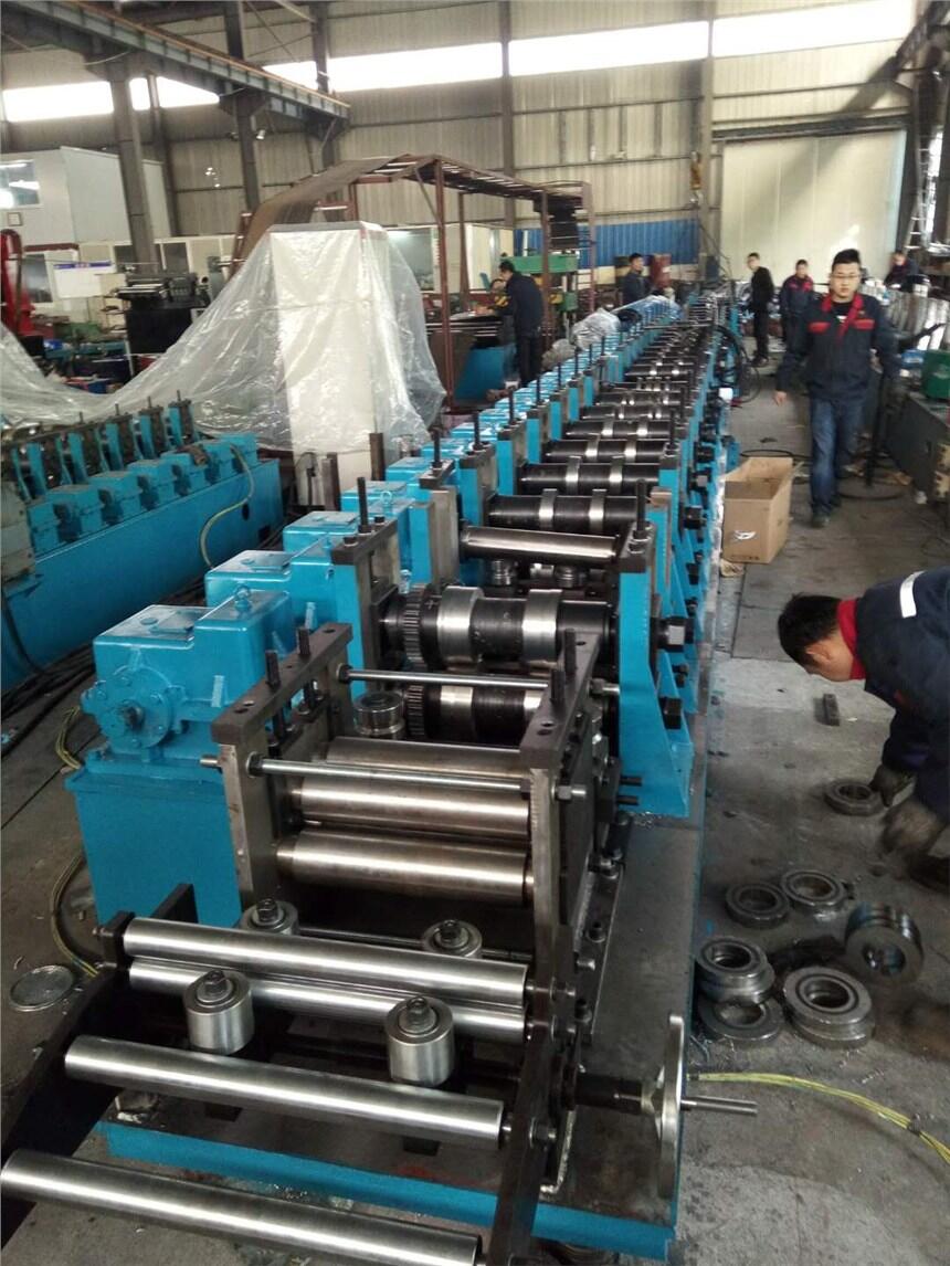 America 抗震支架一次性全自動成型機設(shè)備