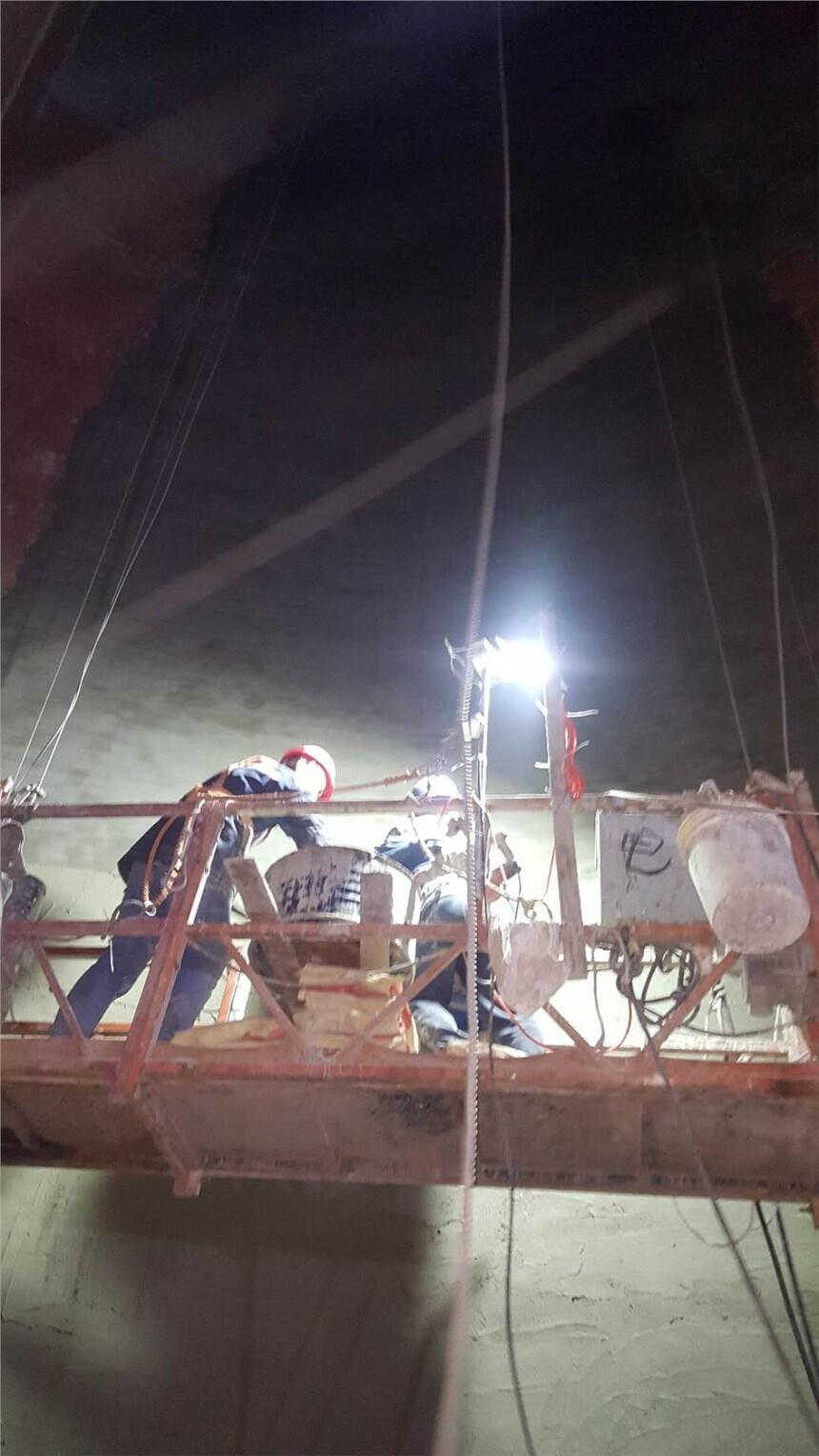 都江堰煙囪內(nèi)壁粘貼泡沫玻璃磚防腐哪里有